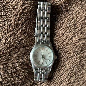 Relic Women's Silver-Tone Bracelet Watch